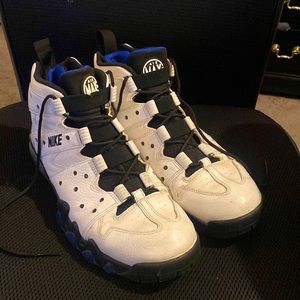 Nike Barkleys Size 13 still in good condition